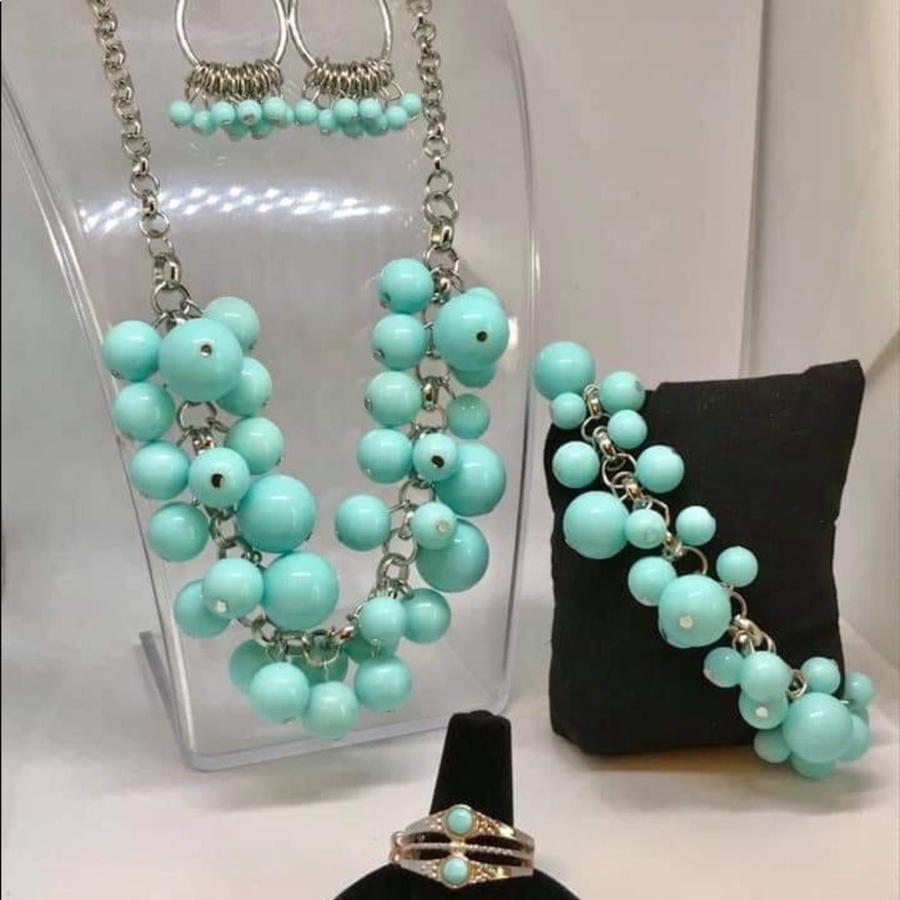 4 pierce Set